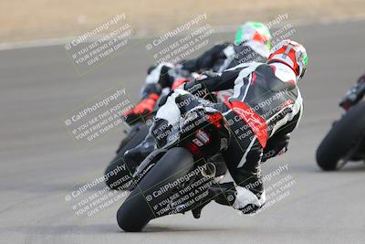 media/Dec-17-2022-SoCal Trackdays (Sat) [[224abd9271]]/Turn 10 Backside (120pm)/